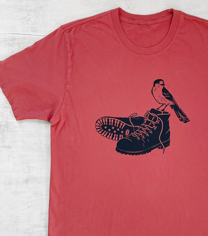 Men's Organic Cotton T-shirt with Hiking Boots - Brick Red